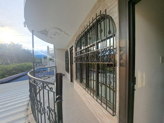Apartamento de 3 alcobas en venta en San Carlos, Cali, 127 m² · foto 3 de 24