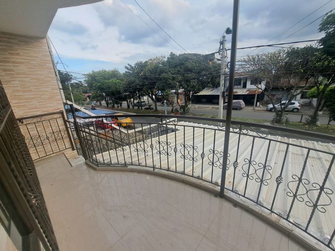 Apartamento de 3 alcobas en venta en San Carlos, Cali, 127 m² · foto 7 de 24