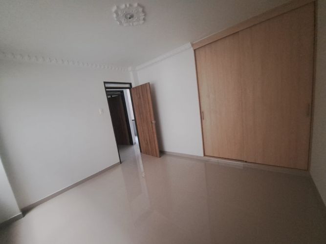 Apartamento de 3 alcobas en venta en San Carlos, Cali, 127 m² · foto 11 de 24