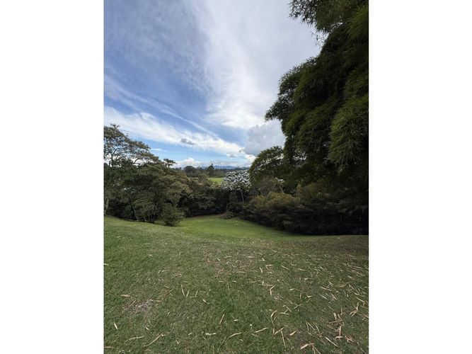 Lote en venta en El Tablazo, Rionegro, 4692 m² · foto 4 de 6