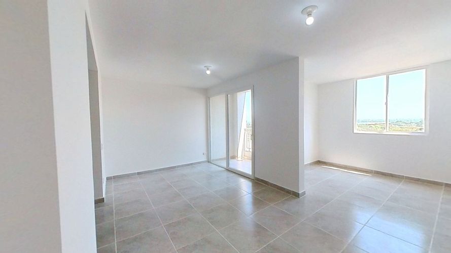 Apartamento de 2 alcobas en venta en Arroyohondo, Yumbo, 64 m² · foto 2 de 18