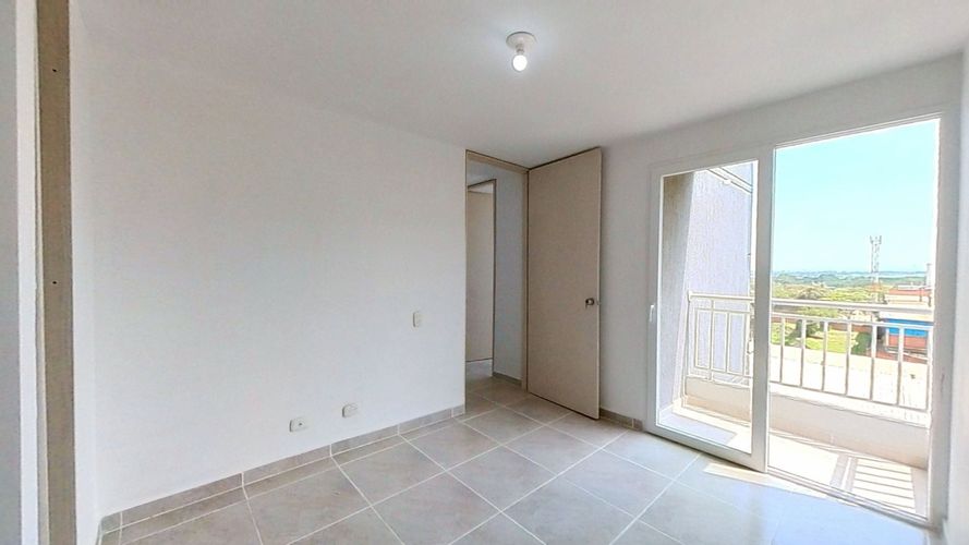 Apartamento de 2 alcobas en venta en Arroyohondo, Yumbo, 64 m² · foto 5 de 18