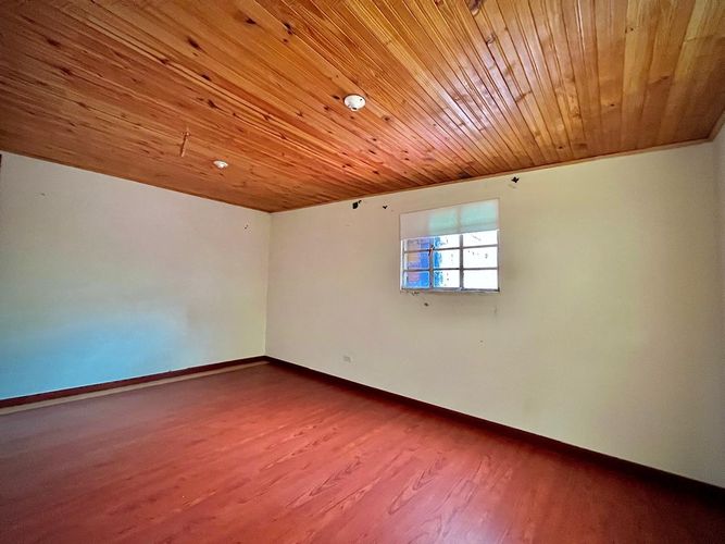 Casa de 9 alcobas en venta en Santa Ines, Bogotá, 153 m² · foto 13 de 17