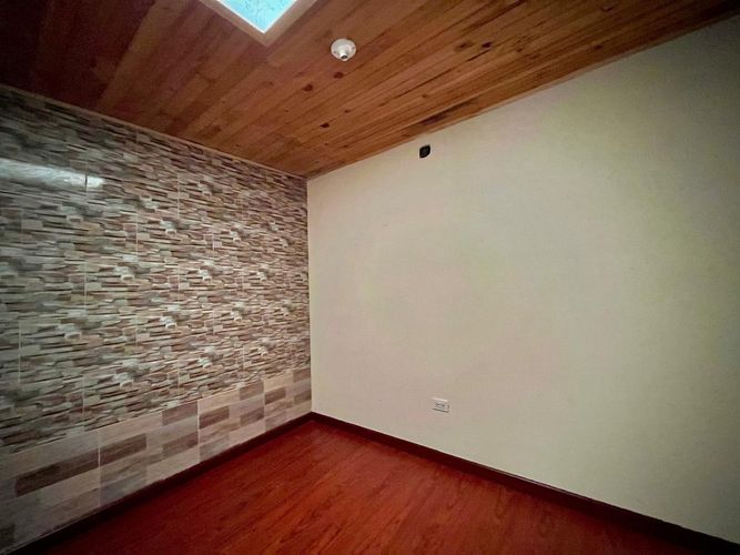 Casa de 9 alcobas en venta en Santa Ines, Bogotá, 153 m² · foto 15 de 17