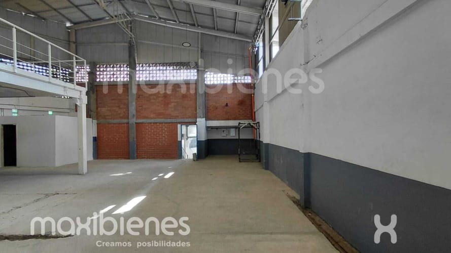 Bodega en arriendo en Las Brisas, La Estrella, 700 m² · foto 14 de 14