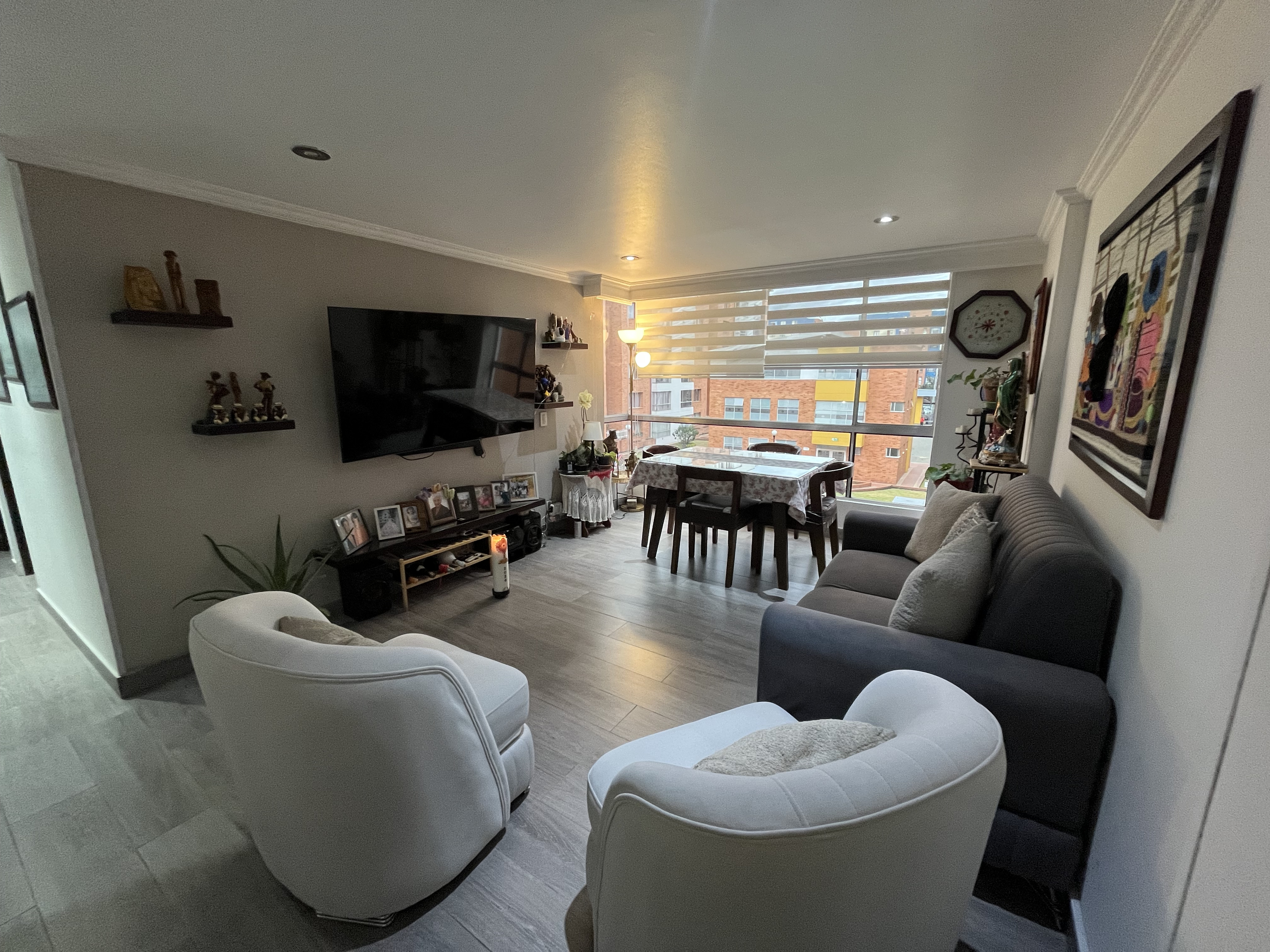 Apartamento en venta en Hayuelos, Bogotá · foto 2 de 17
