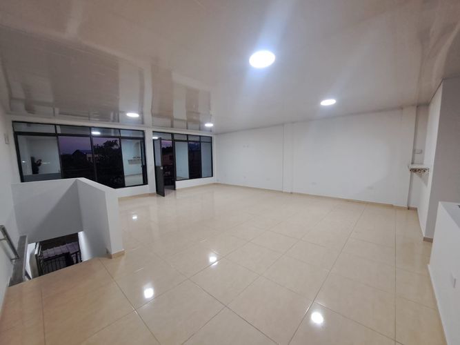 Apartamento de 3 alcobas en venta en La Fortaleza, Cali, 126 m² · foto 3 de 24