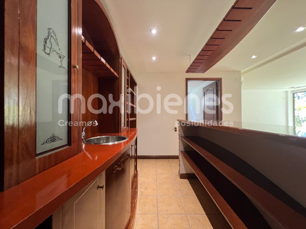Apartamento en arriendo en El Tesoro, Medellín · foto 9 de 24