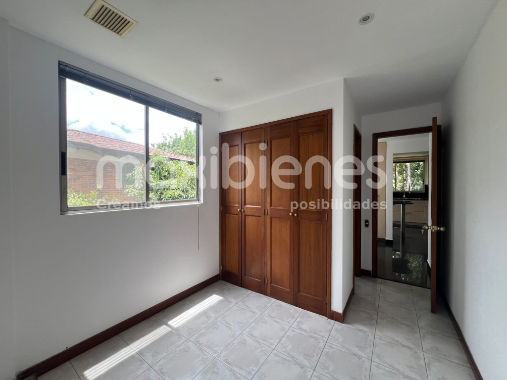 Apartamento en arriendo en El Tesoro, Medellín · foto 22 de 24