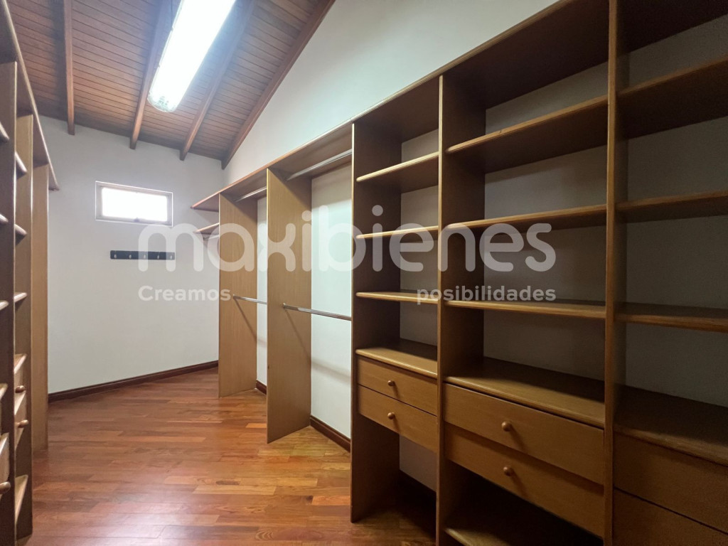 Apartamento en arriendo en El Tesoro, Medellín · foto 23 de 24