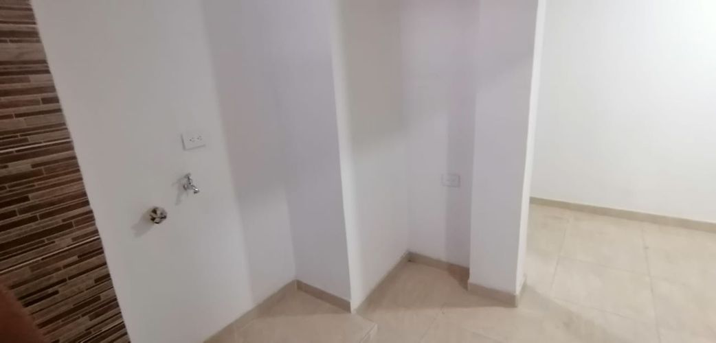 Casa de 9 alcobas en venta en Junin, Cali, 320 m² · foto 8 de 24