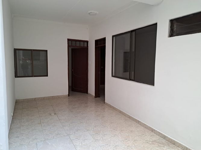 Casa de 9 alcobas en venta en Junin, Cali, 320 m² · foto 23 de 24