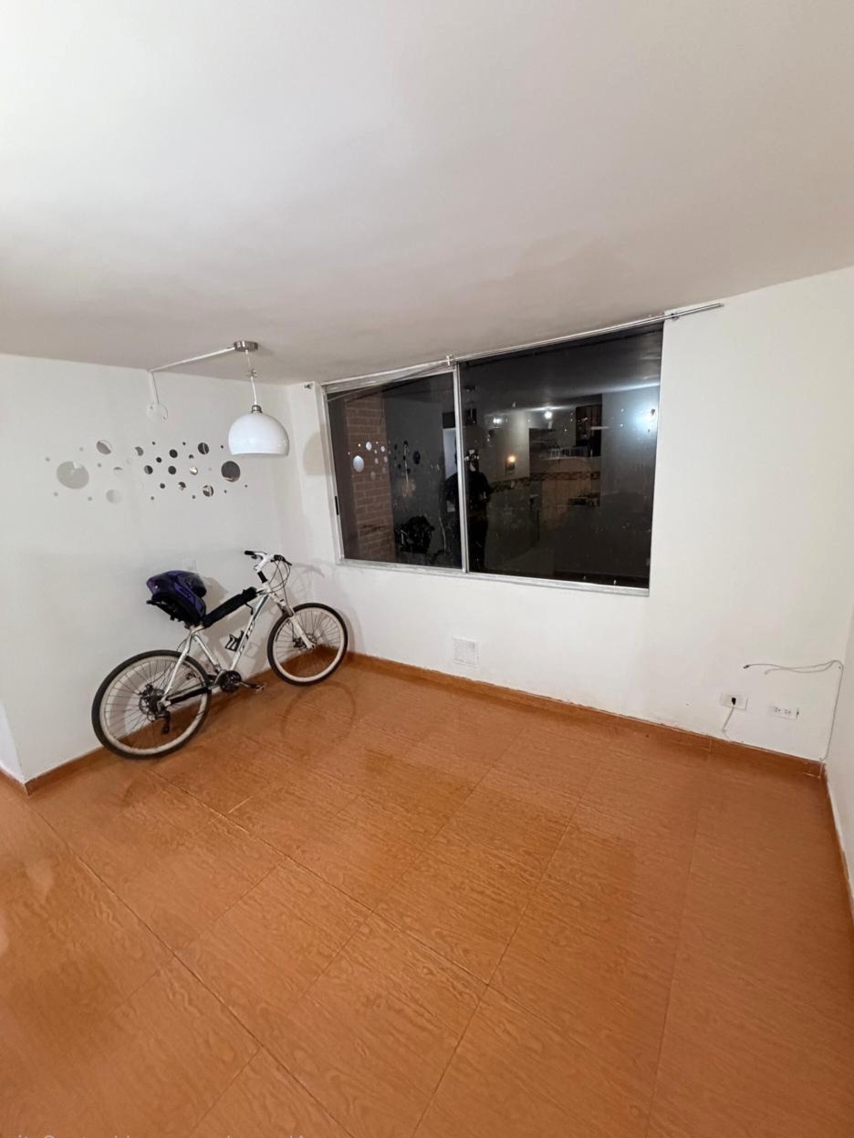 Apartamento en venta en Fontanar Del Río, Bogotá · foto 3 de 12
