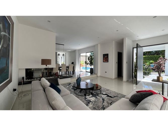 Casa de 4 alcobas en venta en Cerritos, Pereira, 240 m² · foto 6 de 24