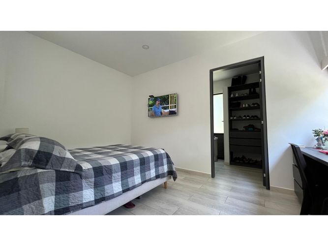 Casa de 4 alcobas en venta en Cerritos, Pereira, 240 m² · foto 18 de 24