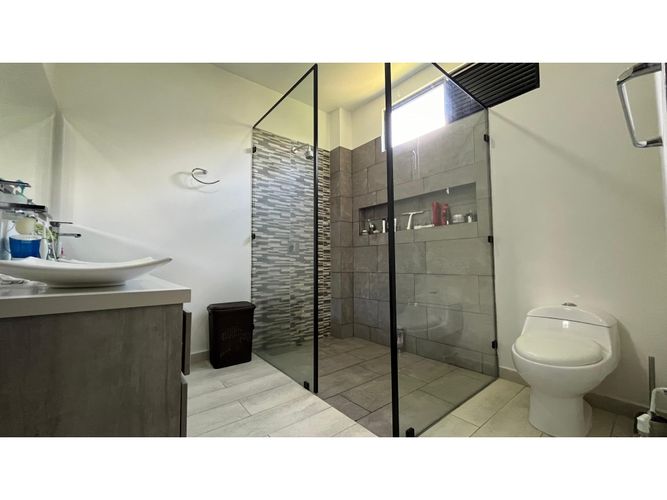 Casa de 4 alcobas en venta en Cerritos, Pereira, 240 m² · foto 22 de 24