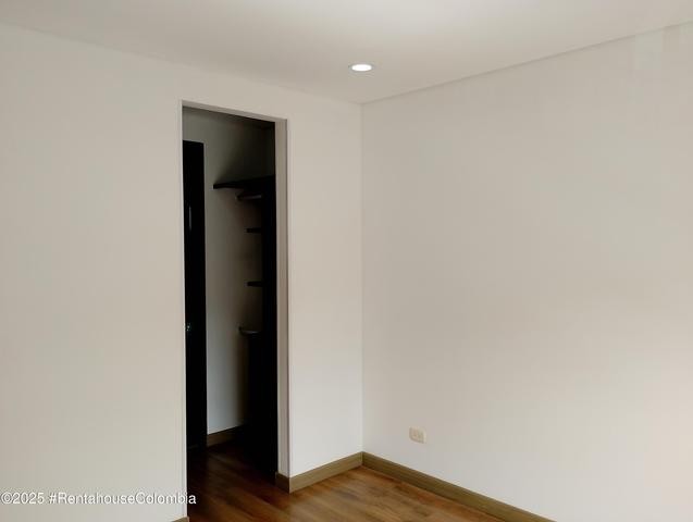 Apartamento en venta en El Batán, Bogotá · foto 23 de 24