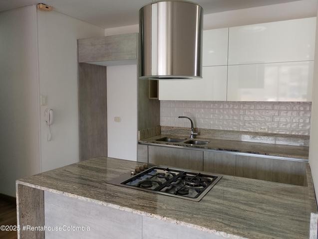 Apartamento en venta en El Batán, Bogotá · foto 6 de 24