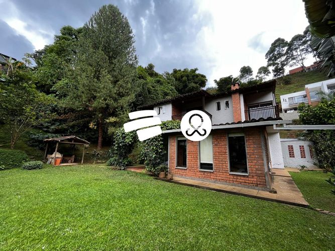 Casa de 5 alcobas en venta en Vereda La Doctora, Sabaneta, 1722 m² · foto 8 de 19