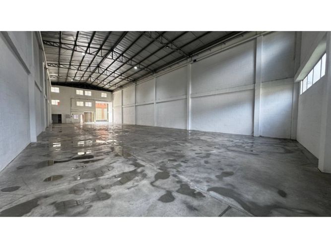 Bodega en arriendo en La Tablaza, La Estrella, 810 m² · foto 12 de 20