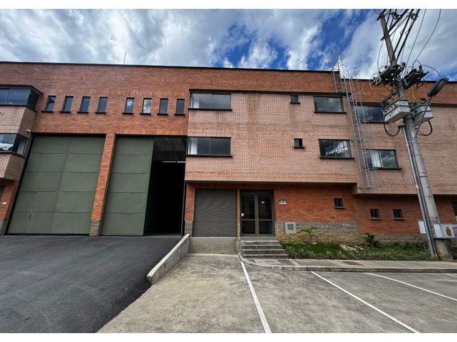 Bodega en arriendo en La Tablaza, La Estrella, 810 m² · foto 20 de 20
