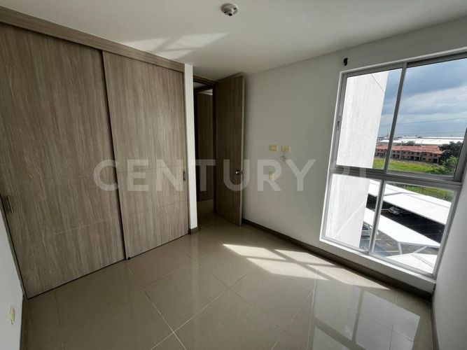Apartamento de 3 alcobas en venta en Alfaguara, Jamundí, 92 m² · foto 3 de 18