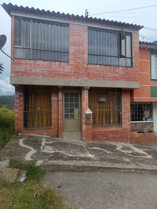 Casa de 3 alcobas en venta en Mirador De La Sierra, Tunja, 104 m² · foto 14 de 14