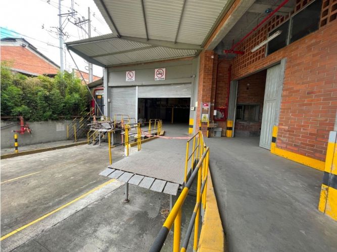 Bodega en arriendo en Caqueta, La Estrella · foto 9 de 19