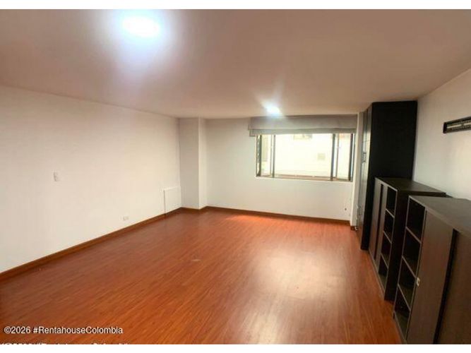 Apartamento de 1 alcoba en venta en Acevedo Tejada, Bogotá, 26 m² · foto 3 de 18
