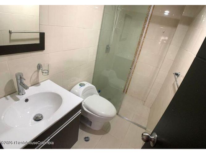 Apartamento de 1 alcoba en venta en Acevedo Tejada, Bogotá, 26 m² · foto 9 de 18