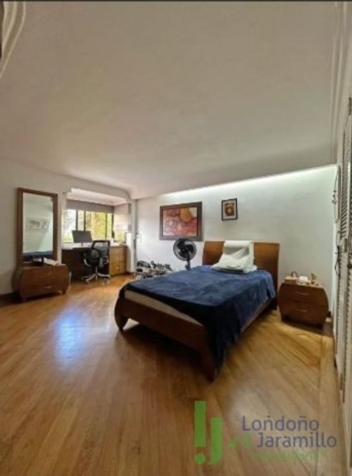 Casa de 4 alcobas en venta en El Diamante No. 2, Medellín, 538 m² · foto 5 de 14