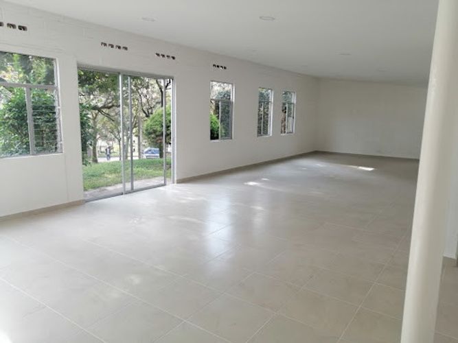 Local en venta en Calasanz, Medellín, 120 m² · foto 21 de 24