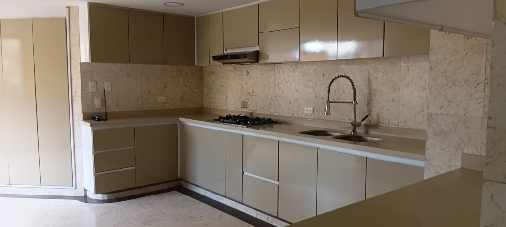 Apartamento en venta en La Cabrera, Bogotá · foto 6 de 24
