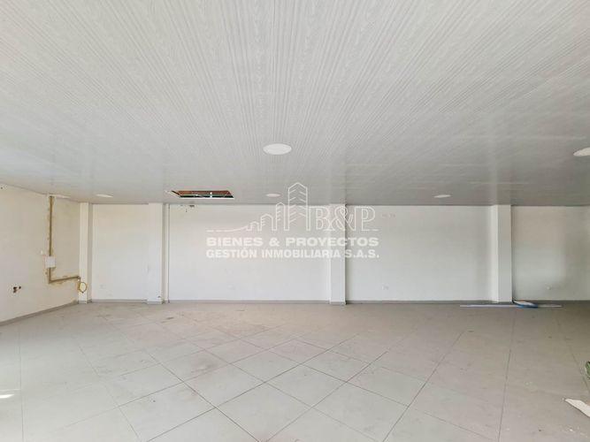Bodega en arriendo en Vereda Paso Ancho, Zipaquirá, 330 m² · foto 3 de 24