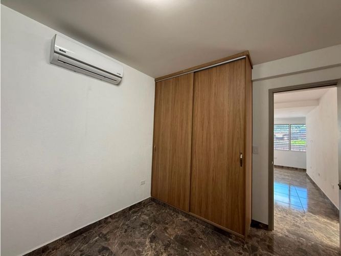 Edificio en venta en La Flora, Cali, 455 m² · foto 14 de 24