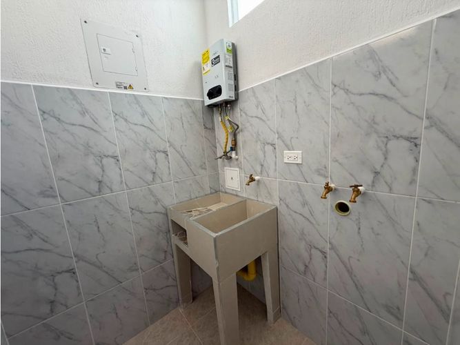 Edificio en venta en La Flora, Cali, 455 m² · foto 22 de 24