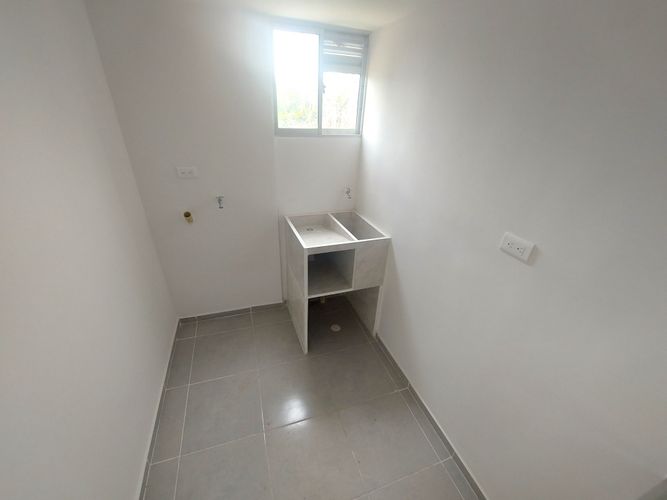 Apartamento de 2 alcobas en venta en Villas Del Rio, Piedecuesta, 57 m² · foto 7 de 13