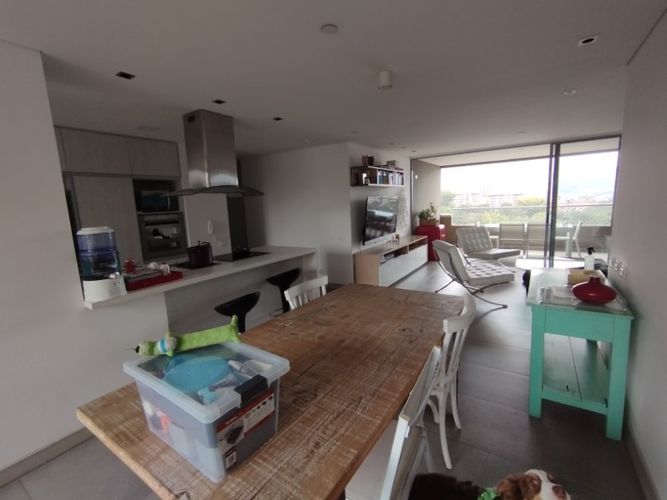 Apartamento de 3 alcobas en arriendo en Loma Benedictinos, Envigado, 170 m² · foto 4 de 17