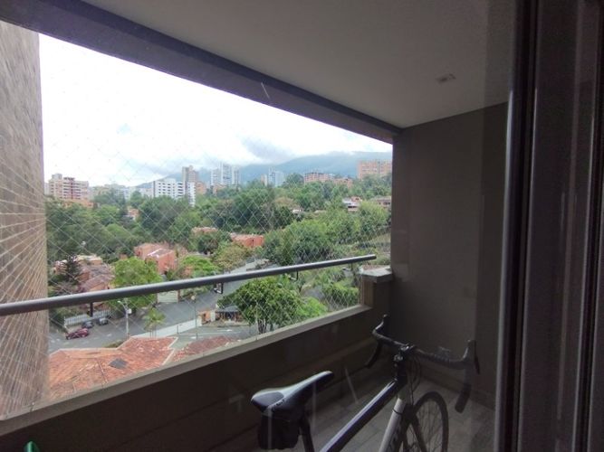 Apartamento de 3 alcobas en arriendo en Loma Benedictinos, Envigado, 170 m² · foto 16 de 17