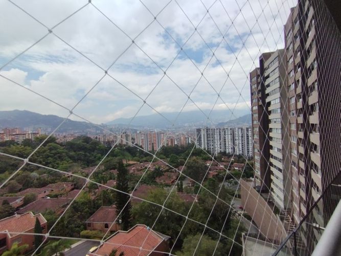 Apartamento de 3 alcobas en arriendo en Loma Benedictinos, Envigado, 170 m² · foto 17 de 17
