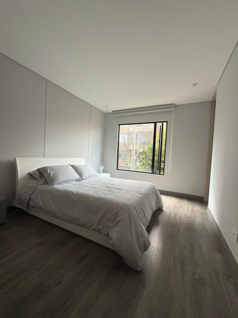 Apartamento en arriendo en Chicó Reservado, Bogotá · foto 6 de 10