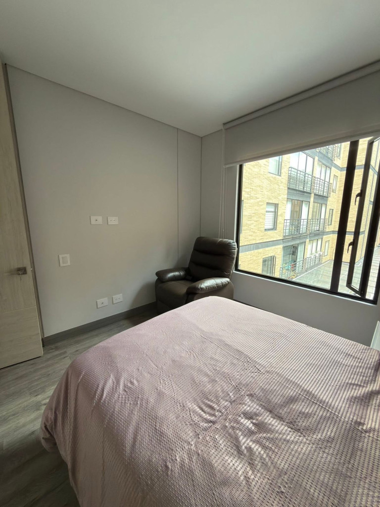 Apartamento en arriendo en Chicó Reservado, Bogotá · foto 8 de 10
