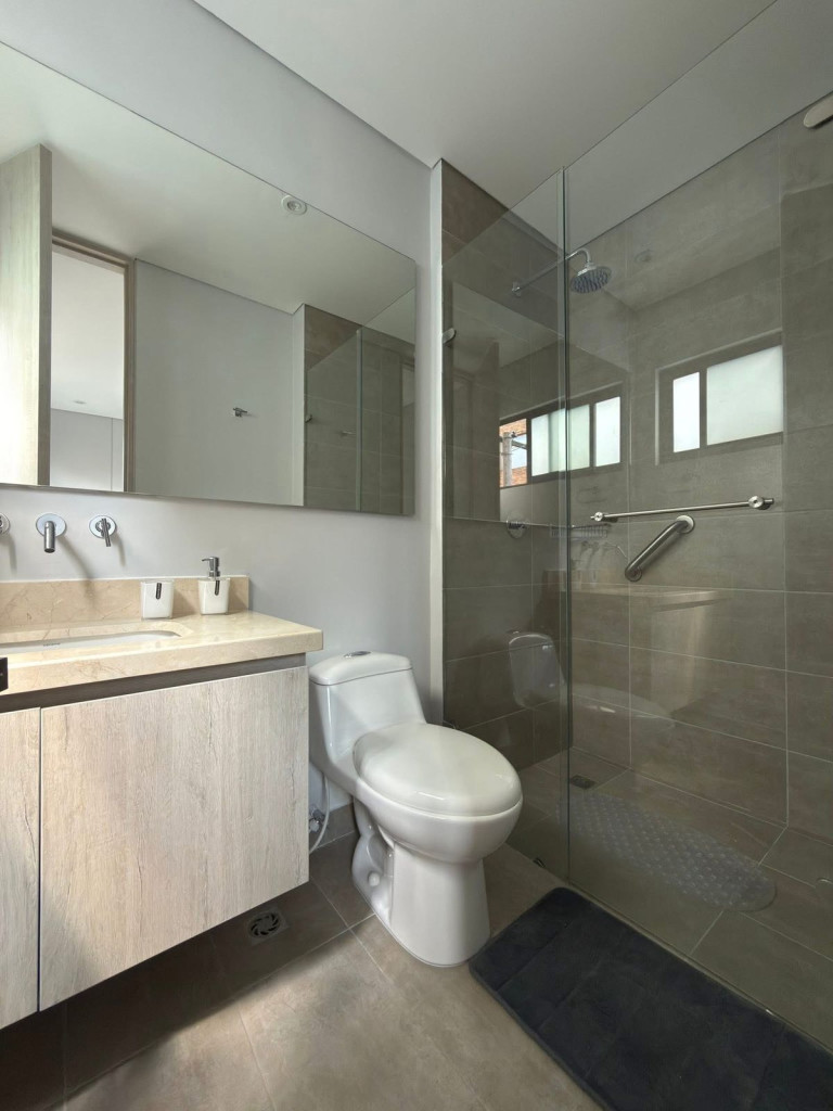 Apartamento en arriendo en Chicó Reservado, Bogotá · foto 10 de 10