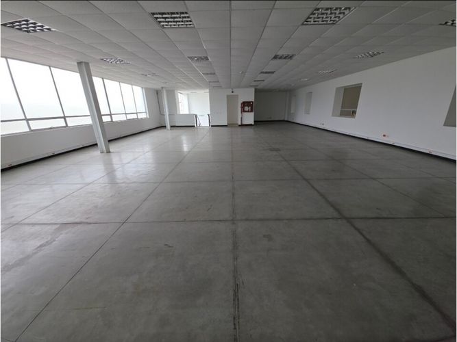 Bodega en venta en Canavita, Tocancipá, 1475 m² · foto 2 de 7