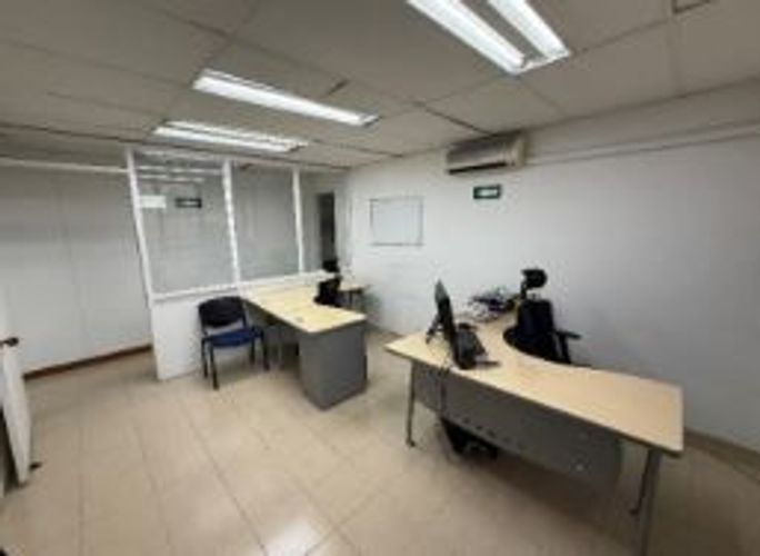 Oficina en venta en La Candelaria, Medellín, 91 m² · foto 9 de 10