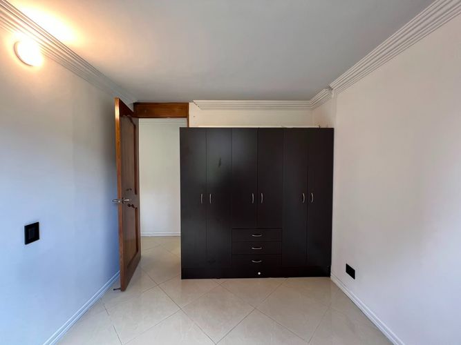 Apartamento de 2 alcobas en arriendo en Castropol, Medellín, 55 m² · foto 8 de 14