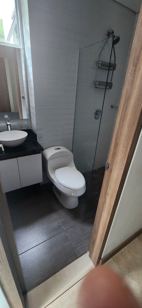 Apartamento en arriendo en Castropol, Medellín · foto 15 de 22