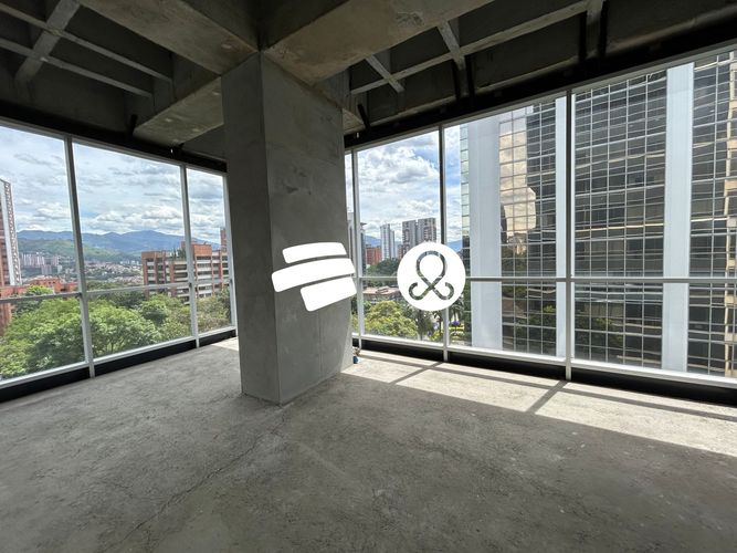 Oficina en venta en El Poblado, Medellín, 55 m² · foto 4 de 8