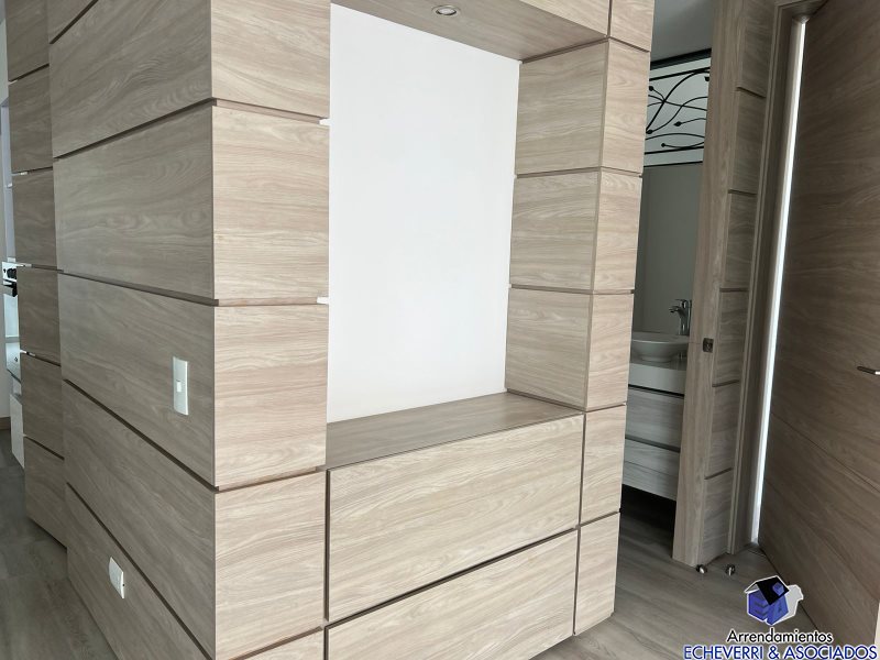 Apartamento en arriendo en Loma De Las Brujas, Envigado · foto 8 de 22