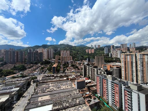 Apartamento de 3 alcobas en arriendo en Manuel Restrepo, Sabaneta, 77 m² · foto 14 de 15